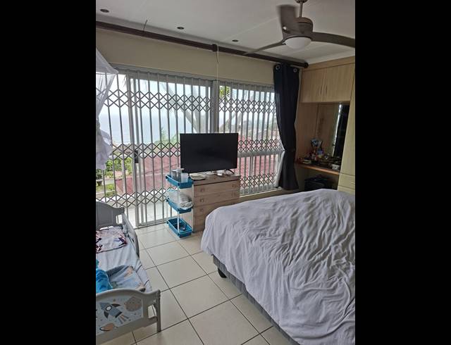 3 BEDROOM TOWNHOUSE FOR SALE IN LAWRENCE ROCKS